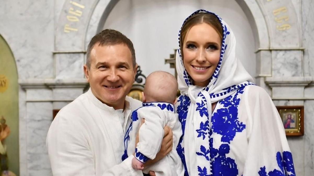 На Миколая з Потапом і Каменських: Катя Осадча та Юрій Горбунов охрестили сина - Новини шоу-бізнесу - Showbiz На Миколая з Потапом і Каменських: Катя Осадча та Юрій Горбунов охрестили сина - Новини шоу-бізнесу - Showbiz