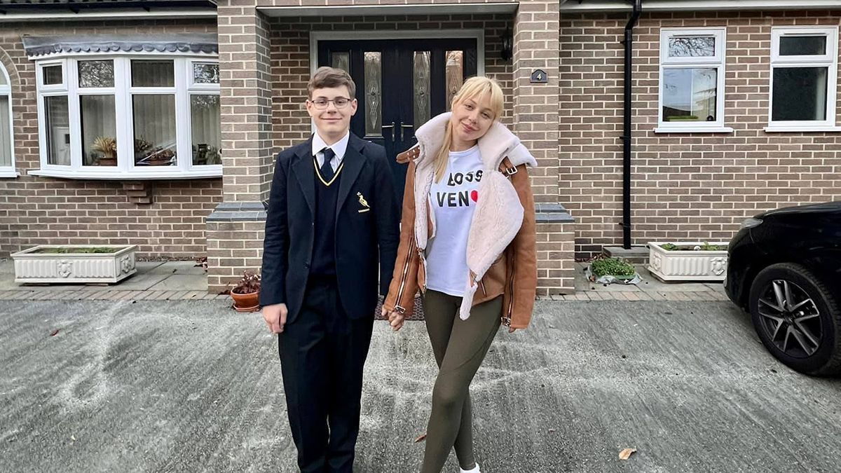 Тіна Кароль розповіла, що подарувала сину на 13-річчя й чи заглядаються на нього дівчата - Новини шоу-бізнесу - Showbiz Тіна Кароль розповіла, що подарувала сину на 13-річчя й чи заглядаються на нього дівчата - Новини шоу-бізнесу - Showbiz