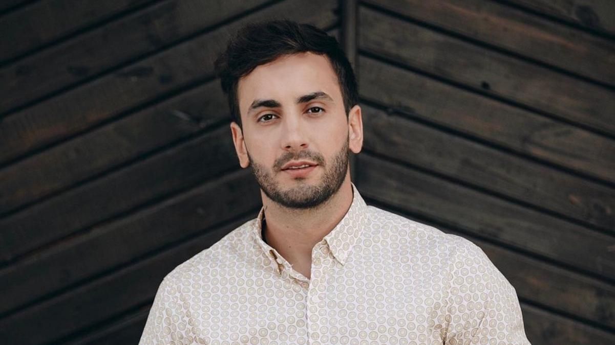 Роман Свечкоренко из "Холостячки" попал в драку и сломал руку Роман Свечкоренко из "Холостячки" попал в драку и сломал руку