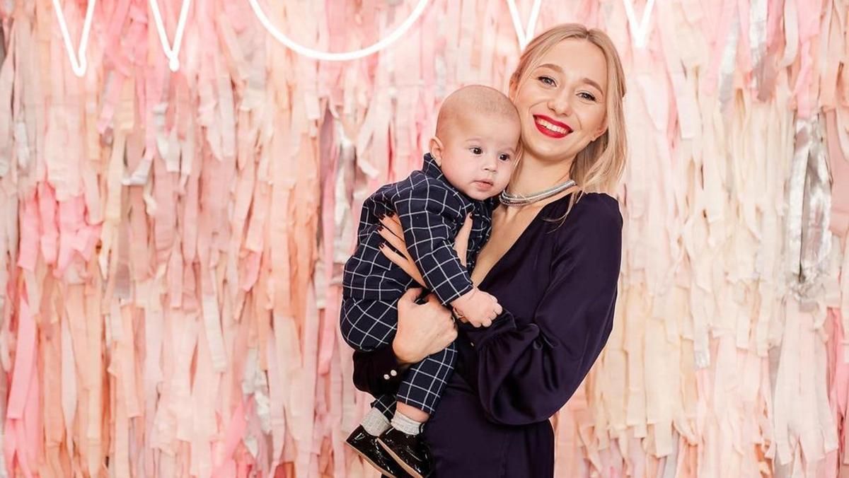 С сыном, но без Павлика: оскорбленная Репяхова хотела праздновать Новый год в Египте С сыном, но без Павлика: оскорбленная Репяхова хотела праздновать Новый год в Египте