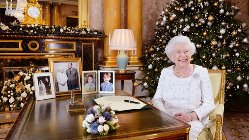 За 69 років правління: різдвяні привітання Єлизавети II, що запам'яталися найбільше