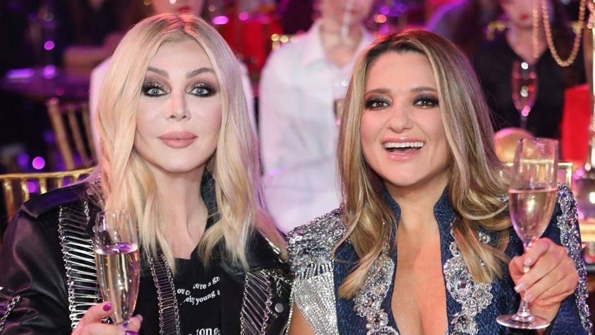 Ірину Білик нещадно критикують у мережі: зірку порівнюють з Майклом Джексоном - Новини шоу-бізнесу - Showbiz Ірину Білик нещадно критикують у мережі: зірку порівнюють з Майклом Джексоном - Новини шоу-бізнесу - Showbiz