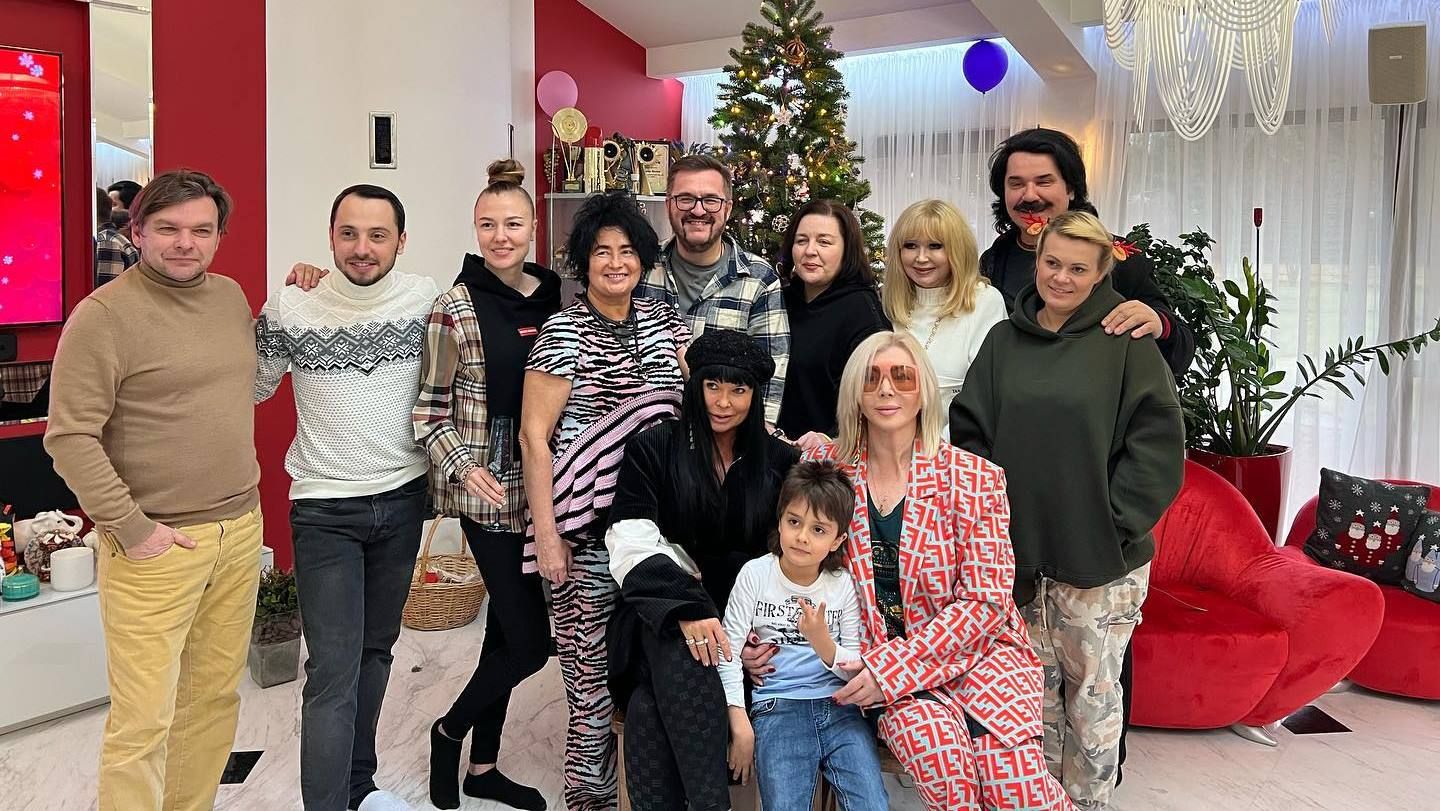 Пономарьов і Зібров: Ірина Білик зібрала зірок на новорічній вечірці в себе вдома - Новини шоу-бізнесу - Showbiz