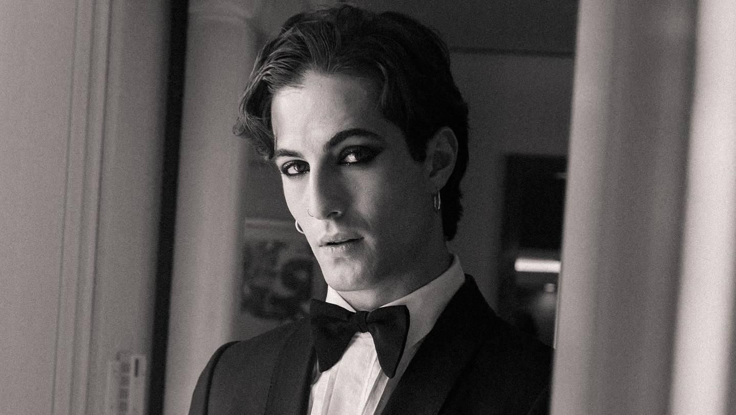 Солист группы Måneskin показал редкое фото с любимой: романтический кадр Солист группы Måneskin показал редкое фото с любимой: романтический кадр