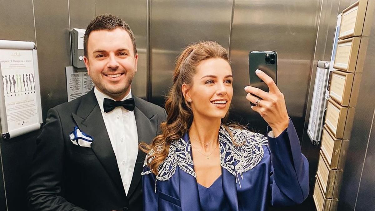 Христина Решетник пояснила, чому в їхній сім'ї Новий рік святкують 30 грудня - Україна новини - Showbiz Христина Решетник пояснила, чому в їхній сім'ї Новий рік святкують 30 грудня - Україна новини - Showbiz