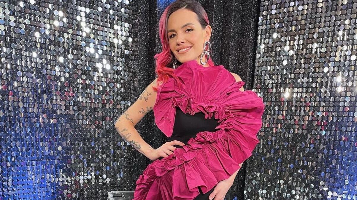 MamaRika вразила розкішним образом у вечірній сукні: ефектні фото - Новини шоу-бізнесу - Showbiz MamaRika вразила розкішним образом у вечірній сукні: ефектні фото - Новини шоу-бізнесу - Showbiz