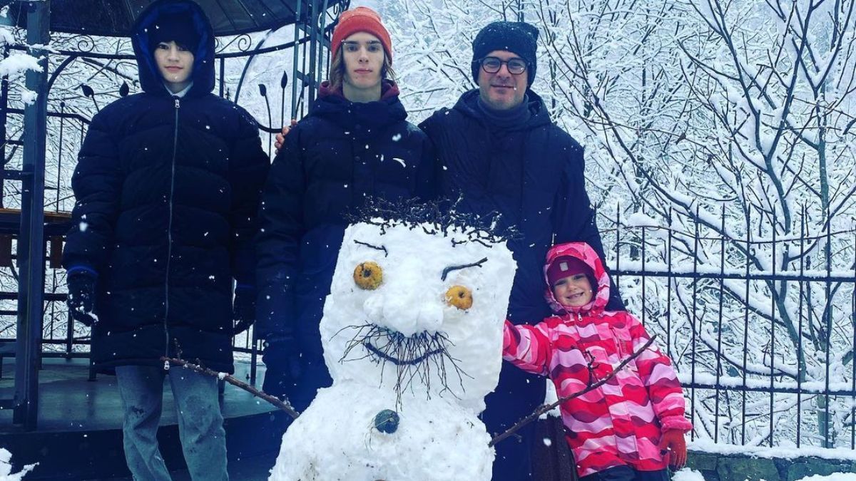 Арсен Мірзоян показав двох синів від першого шлюбу: рідкісне фото - Новини шоу-бізнесу - Showbiz Арсен Мірзоян показав двох синів від першого шлюбу: рідкісне фото - Новини шоу-бізнесу - Showbiz