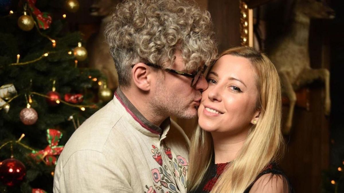 З чоловіком і двома доньками: Тоня Матвієнко показала рідкісне сімейне фото - Новини шоу-бізнесу - Showbiz З чоловіком і двома доньками: Тоня Матвієнко показала рідкісне сімейне фото - Новини шоу-бізнесу - Showbiz