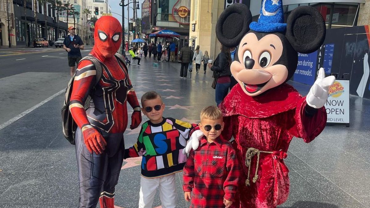 Монатік з синами відпочиває в Голлівуді: фото зіркових нащадків - Новини шоу-бізнесу - Showbiz Монатік з синами відпочиває в Голлівуді: фото зіркових нащадків - Новини шоу-бізнесу - Showbiz