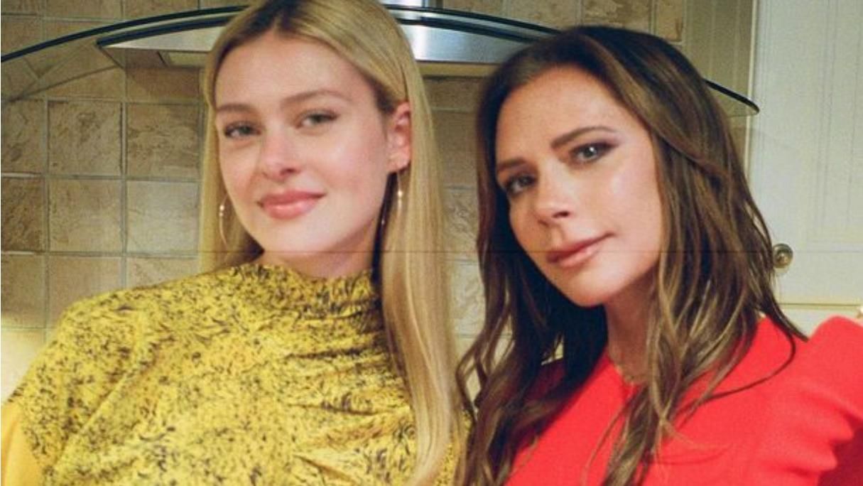 Виктория Бекхэм поздравила невестку с 27-летием трогательным семейным фото Виктория Бекхэм поздравила невестку с 27-летием трогательным семейным фото