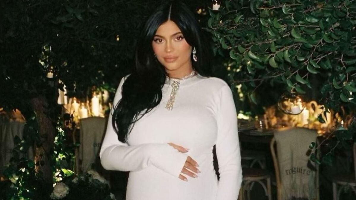 Коштовні подарунки та вишуканий стиль: Кайлі Дженнер влаштувала вечірку перед пологами - Новини шоу-бізнесу - Showbiz Коштовні подарунки та вишуканий стиль: Кайлі Дженнер влаштувала вечірку перед пологами - Новини шоу-бізнесу - Showbiz