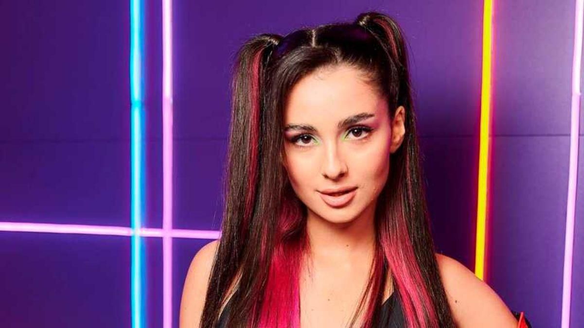 Не могла определиться с размером, – Анна Тринчер увеличила грудь Не могла определиться с размером, – Анна Тринчер увеличила грудь