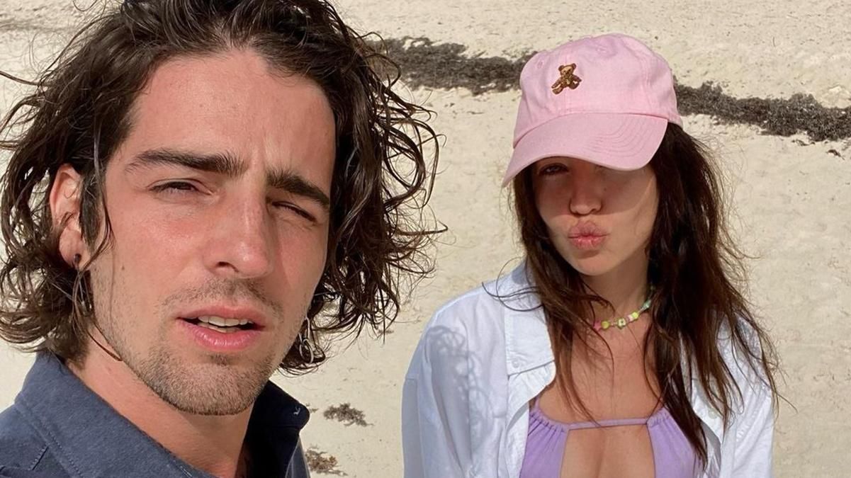 "Найкрасивіша пара шоу-бізнесу": Дорофєєва і Дантес підкорили романтичним селфі з Мексики - Showbiz "Найкрасивіша пара шоу-бізнесу": Дорофєєва і Дантес підкорили романтичним селфі з Мексики - Showbiz