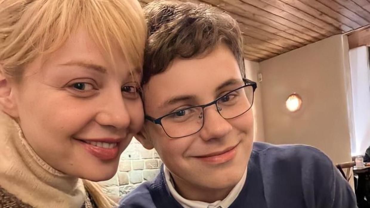 Яблоко от яблони: как дети звезд украинского шоу-бизнеса строят собственные карьеры Яблоко от яблони: как дети звезд украинского шоу-бизнеса строят собственные карьеры