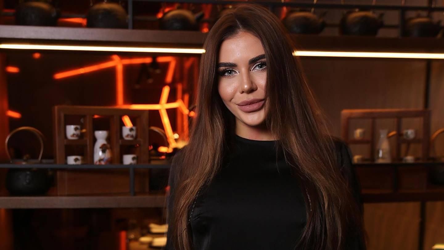 Купила два автомобиля и дом: София Стужук рассекретила месячный заработок Купила два автомобиля и дом: София Стужук рассекретила месячный заработок