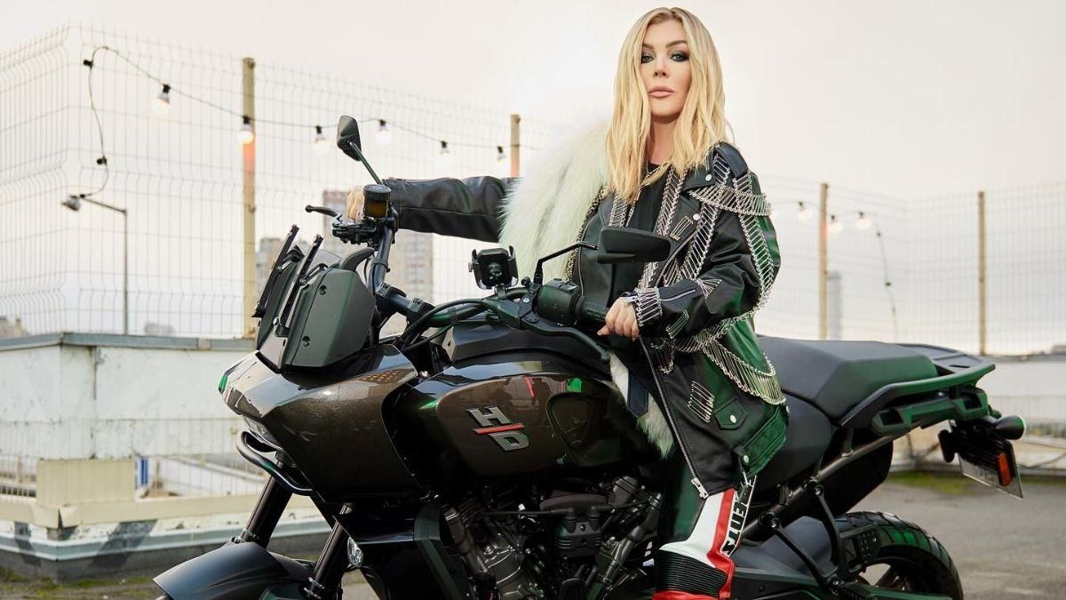 Ірина Білик зізналася, скільки пластичних операцій вона робила на обличчі - Новини шоу-бізнесу - Showbiz Ірина Білик зізналася, скільки пластичних операцій вона робила на обличчі - Новини шоу-бізнесу - Showbiz