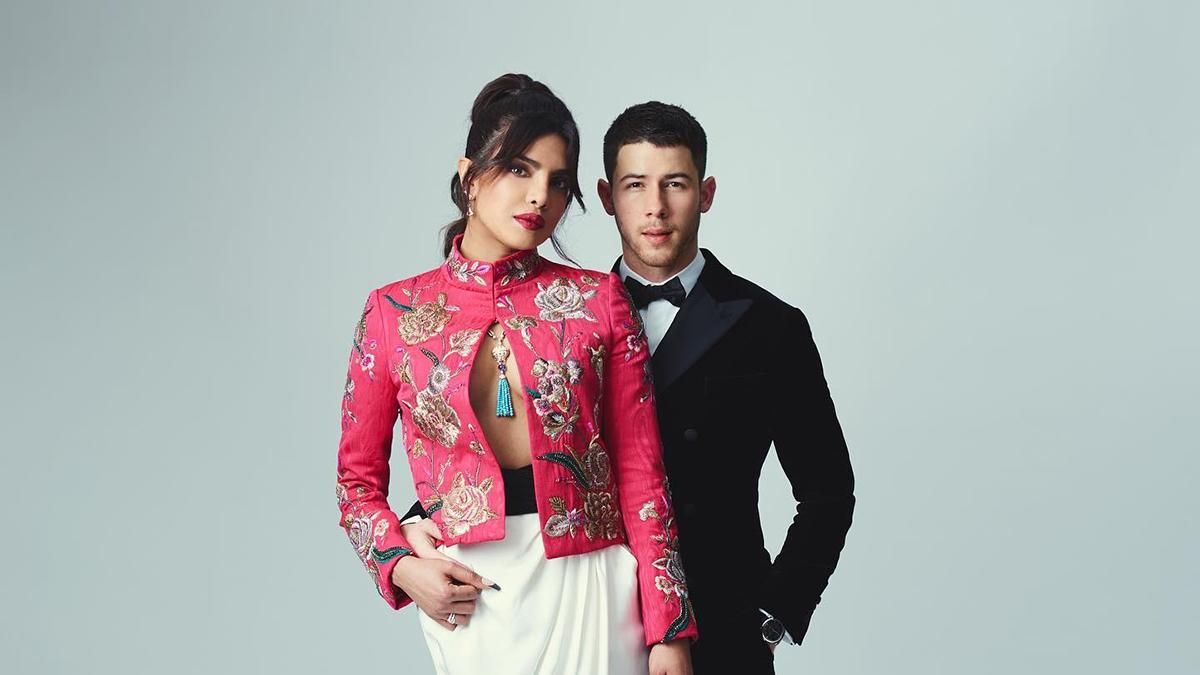 Приянка Чопра и Ник Джонас впервые стали родителями: кто родил им ребенка Приянка Чопра и Ник Джонас впервые стали родителями: кто родил им ребенка