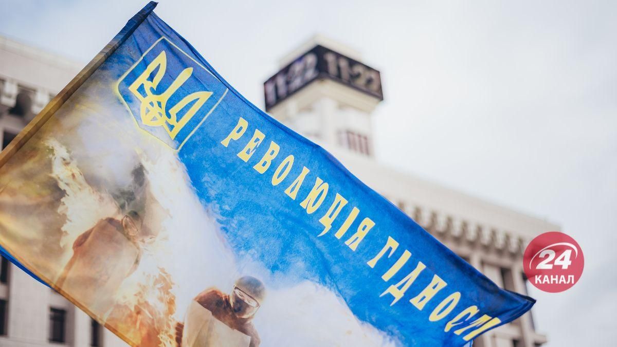 Лютая и кровавая зима: песни о Майдане, которые тронут до слез Лютая и кровавая зима: песни о Майдане, которые тронут до слез