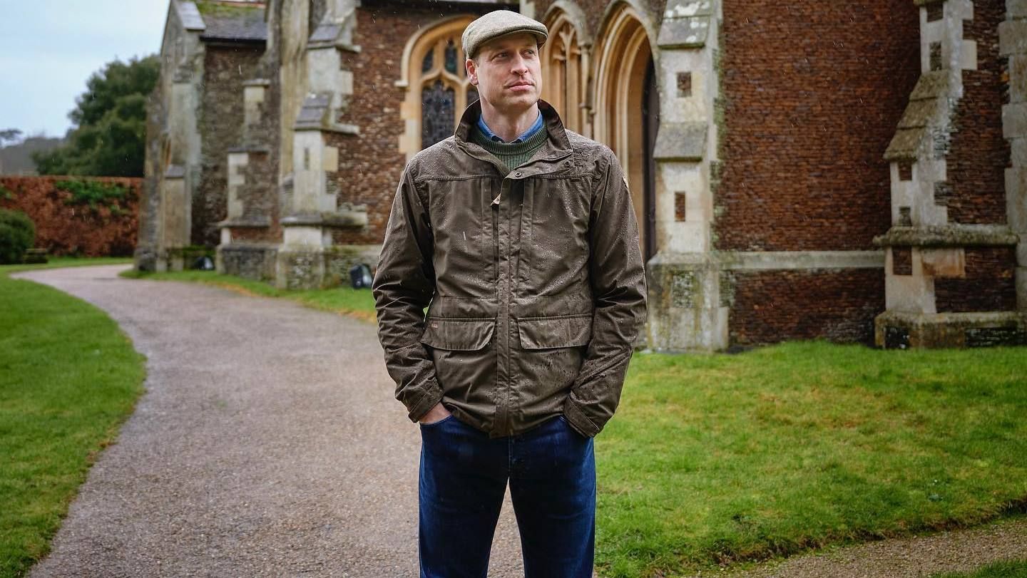 Редкое появление: принц Уильям поддержал сына Джорджа на футбольном матче Редкое появление: принц Уильям поддержал сына Джорджа на футбольном матче