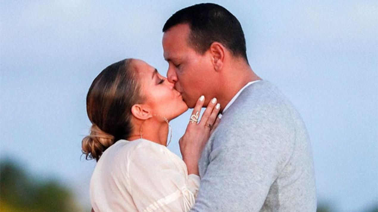 Кохання та діаманти: найдорожчі каблучки знаменитостей - Новини шоу-бізнесу - Showbiz Кохання та діаманти: найдорожчі каблучки знаменитостей - Новини шоу-бізнесу - Showbiz