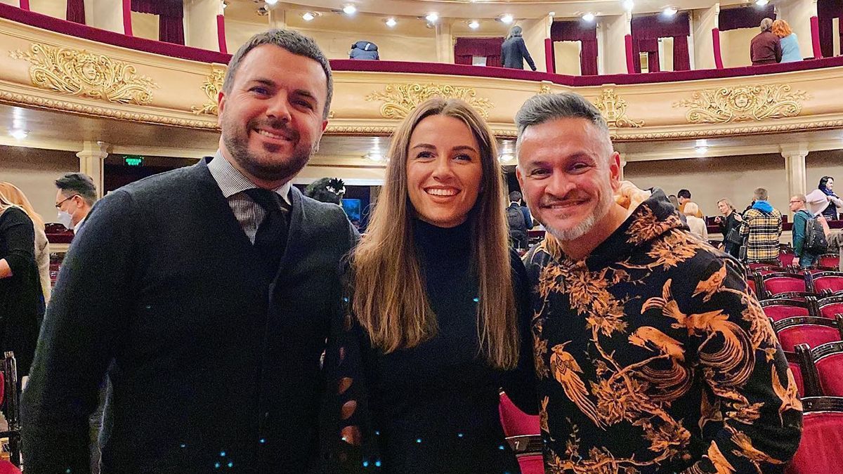 Григорій Решетник сходи в оперу з дружиною та Ектором: який образ підібрала Христина - Новини шоу-бізнесу - Showbiz Григорій Решетник сходи в оперу з дружиною та Ектором: який образ підібрала Христина - Новини шоу-бізнесу - Showbiz