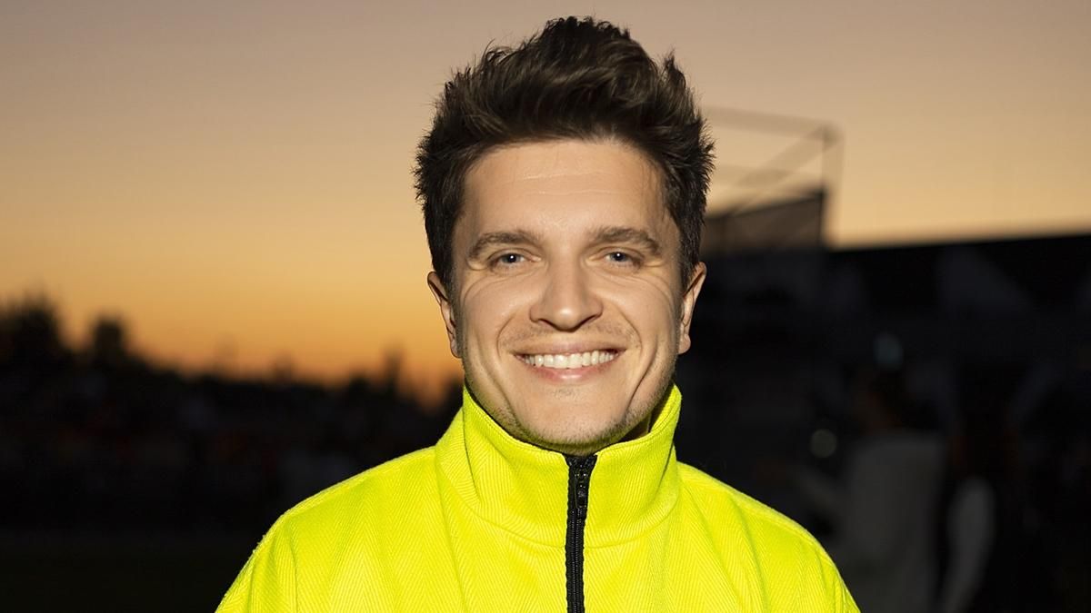 "У меня отвисла челюсть": Анатолий Анатолич опубликовал видео, как в 2015 читал рэп с Монатиком "У меня отвисла челюсть": Анатолий Анатолич опубликовал видео, как в 2015 читал рэп с Монатиком