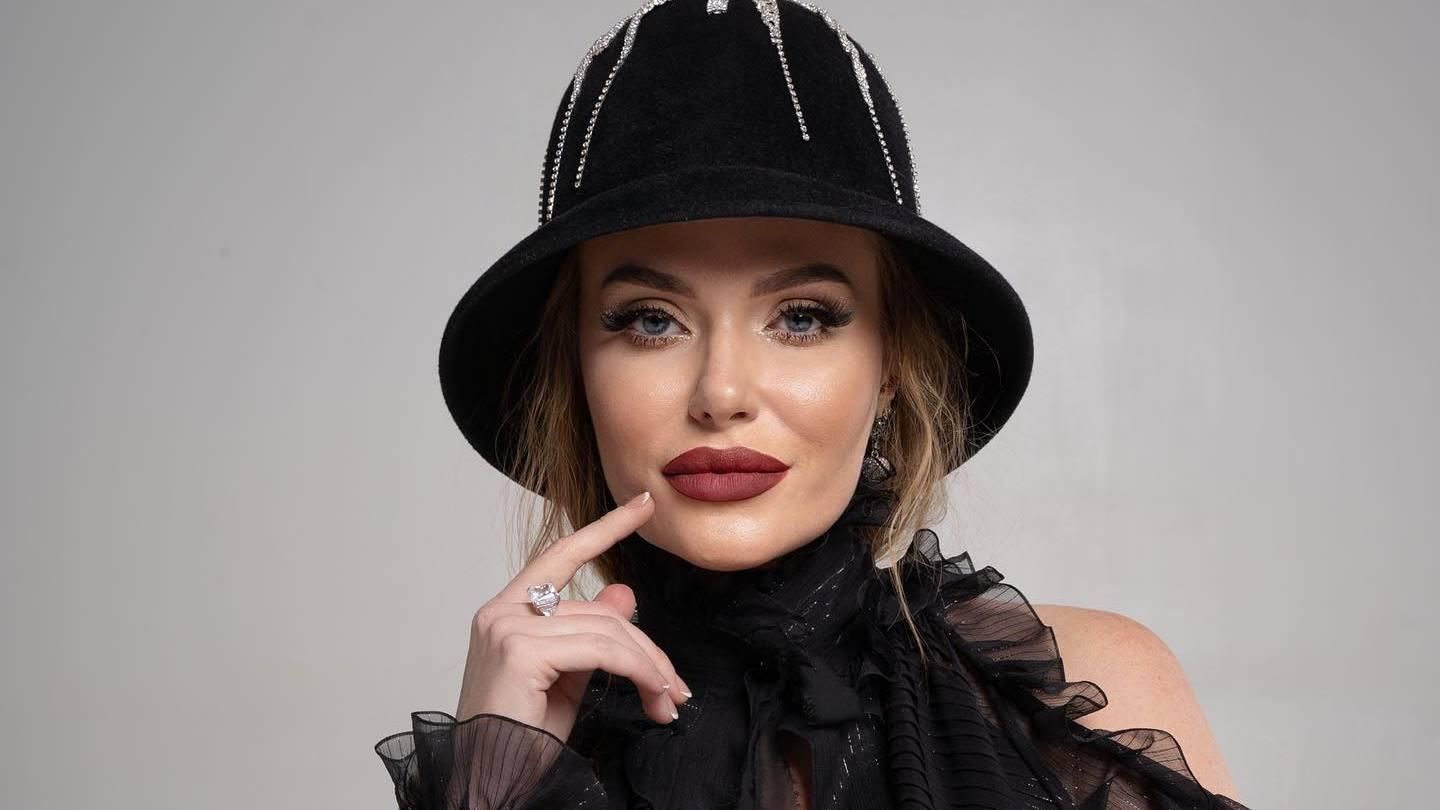 Натякнула на ексчоловіка: Слава Камінська презентувала нову пісню про кохання - Новини шоу-бізнесу - Showbiz Натякнула на ексчоловіка: Слава Камінська презентувала нову пісню про кохання - Новини шоу-бізнесу - Showbiz