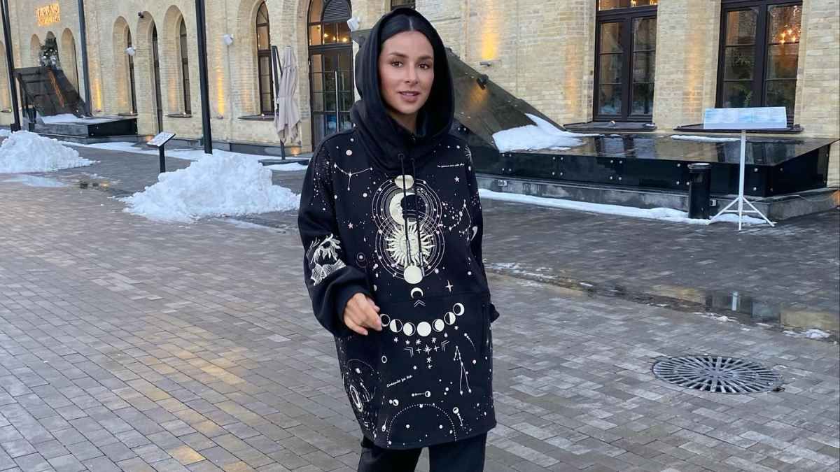 У спортивному костюмі: Злата Огнєвіч похизувалася зухвалим образом на вулицях Києва - Showbiz У спортивному костюмі: Злата Огнєвіч похизувалася зухвалим образом на вулицях Києва - Showbiz