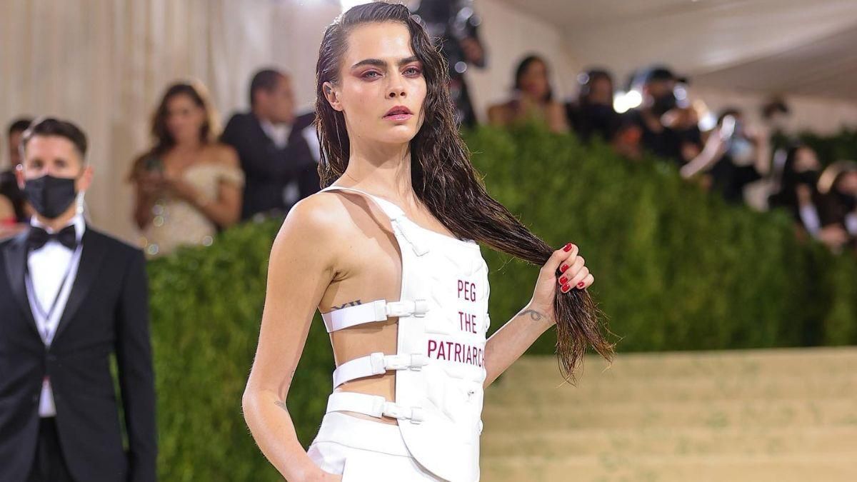 Купую одяг для дитини, якої в мене немає, – Кара Делевінь приголомшила зізнанням - Новини шоу-бізнесу - Showbiz Купую одяг для дитини, якої в мене немає, – Кара Делевінь приголомшила зізнанням - Новини шоу-бізнесу - Showbiz