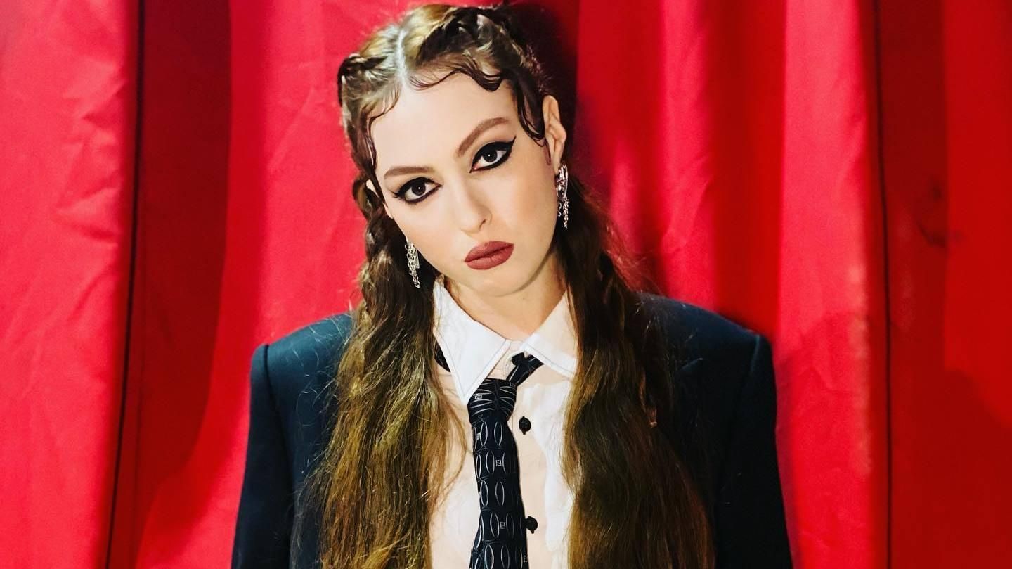 "Дуже атмосферно": донька Олі Полякової позувала у сміливому образі - Новини шоу-бізнесу - Showbiz "Дуже атмосферно": донька Олі Полякової позувала у сміливому образі - Новини шоу-бізнесу - Showbiz