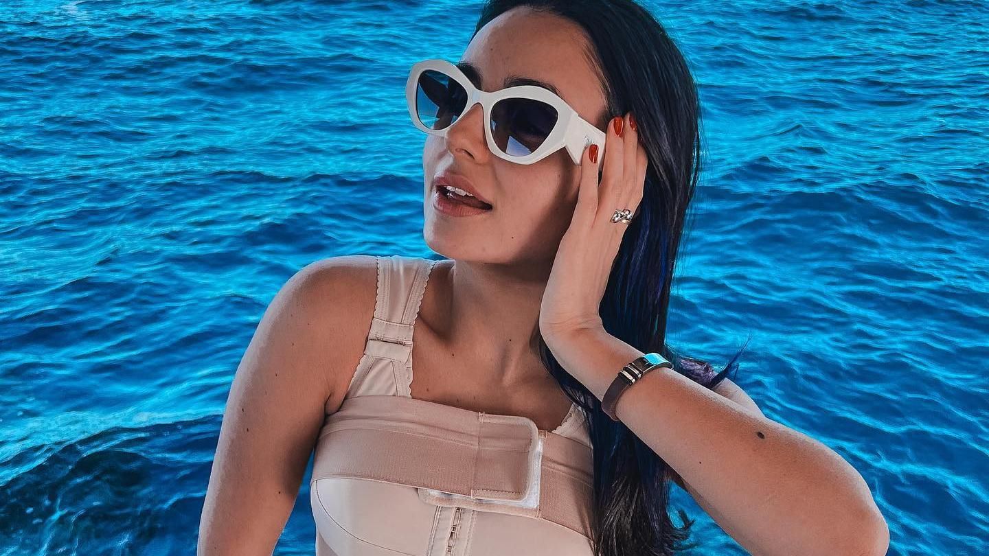 Пожалею, что не сделала больше, – Анна Тринчер засомневались в своем размере груди Пожалею, что не сделала больше, – Анна Тринчер засомневались в своем размере груди