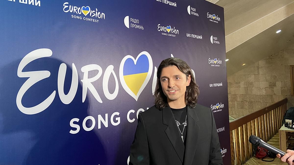 Не розвернулась на Голосі, а на Нацвідборі аплодувала стоячи: чи ображений Barleben на Кароль - Новини шоу-бізнесу - Showbiz Не розвернулась на Голосі, а на Нацвідборі аплодувала стоячи: чи ображений Barleben на Кароль - Новини шоу-бізнесу - Showbiz