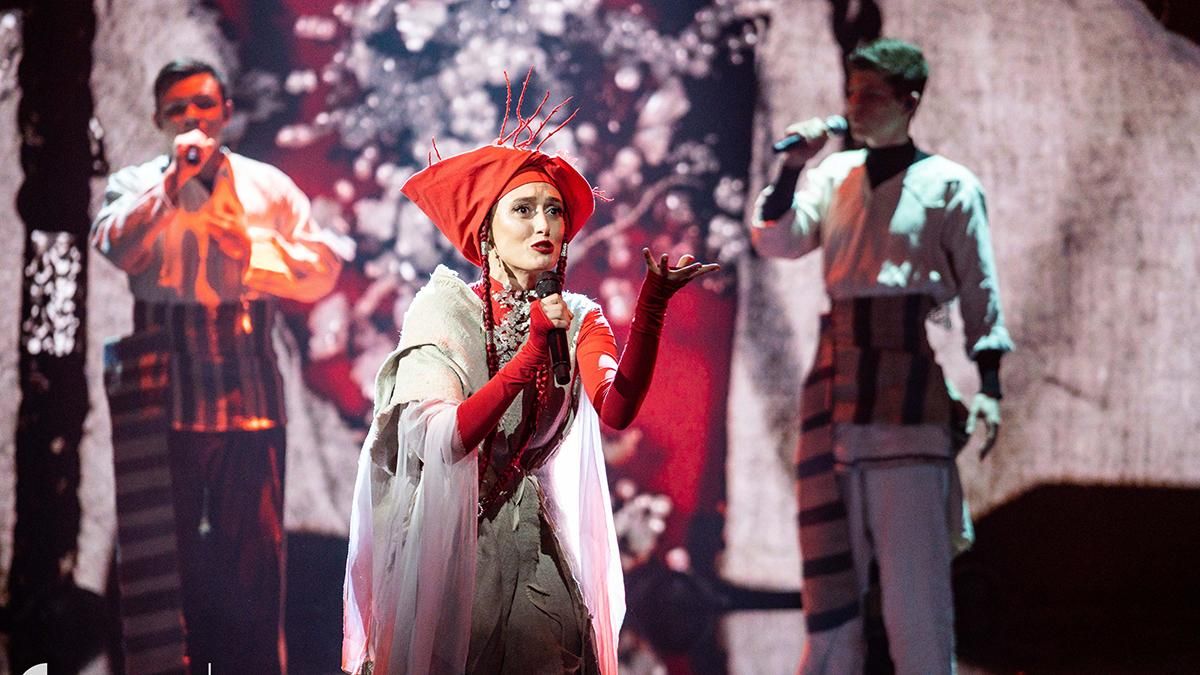 Alina Pash пояснила, де взяла фейкову довідку від прикордонників, і публічно відповіла Стерненку - Showbiz Alina Pash пояснила, де взяла фейкову довідку від прикордонників, і публічно відповіла Стерненку - Showbiz