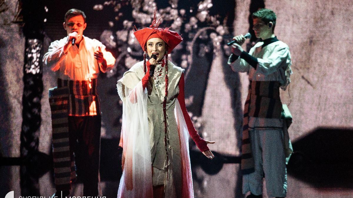 Разрываю отношения с директором, – Alina Pash выяснила, как Суспільне получило фальшивую справку Разрываю отношения с директором, – Alina Pash выяснила, как Суспільне получило фальшивую справку