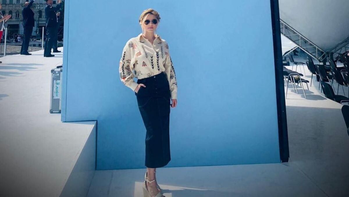 Голливудская звезда Кэтрин Винник поддержала Украину в День единения: фото в вышиванке Голливудская звезда Кэтрин Винник поддержала Украину в День единения: фото в вышиванке