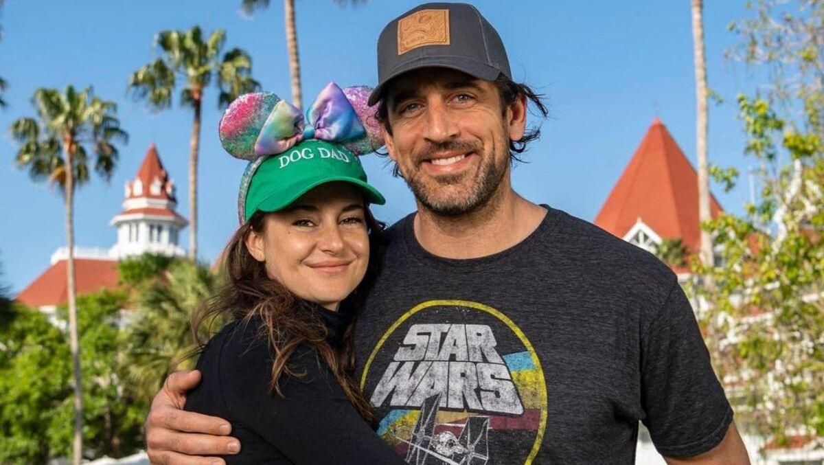 Шейлін Вудлі та Аарон Роджерс розійшлись через рік після заручин, – ЗМІ - Новини шоу-бізнесу - Showbiz Шейлін Вудлі та Аарон Роджерс розійшлись через рік після заручин, – ЗМІ - Новини шоу-бізнесу - Showbiz