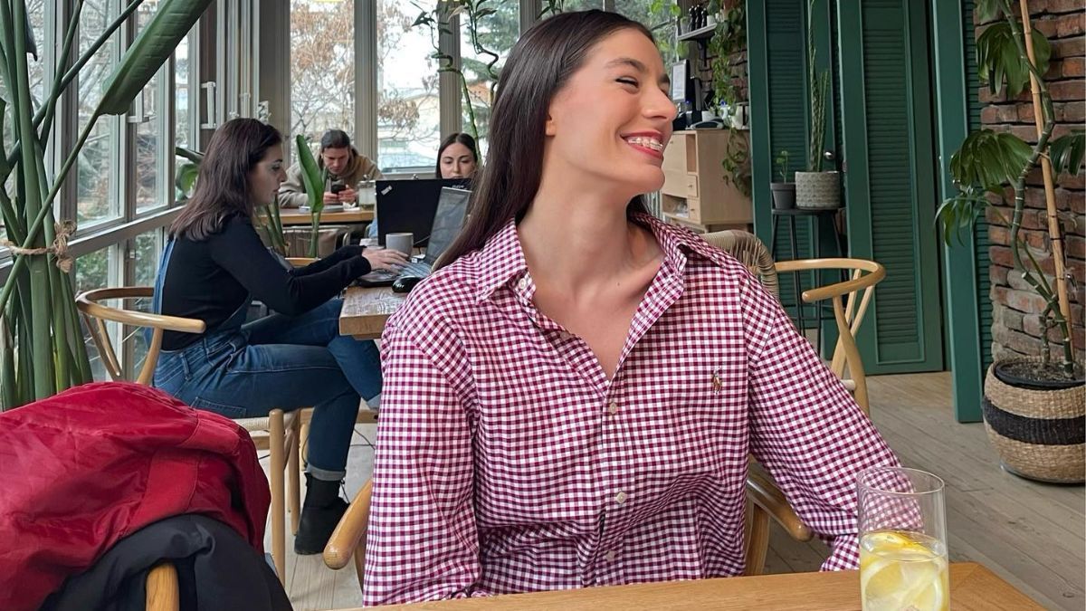 Кохана Іраклі Макацарія показала стильний повсякденний образ: фото в сорочці в клітинку - Showbiz Кохана Іраклі Макацарія показала стильний повсякденний образ: фото в сорочці в клітинку - Showbiz