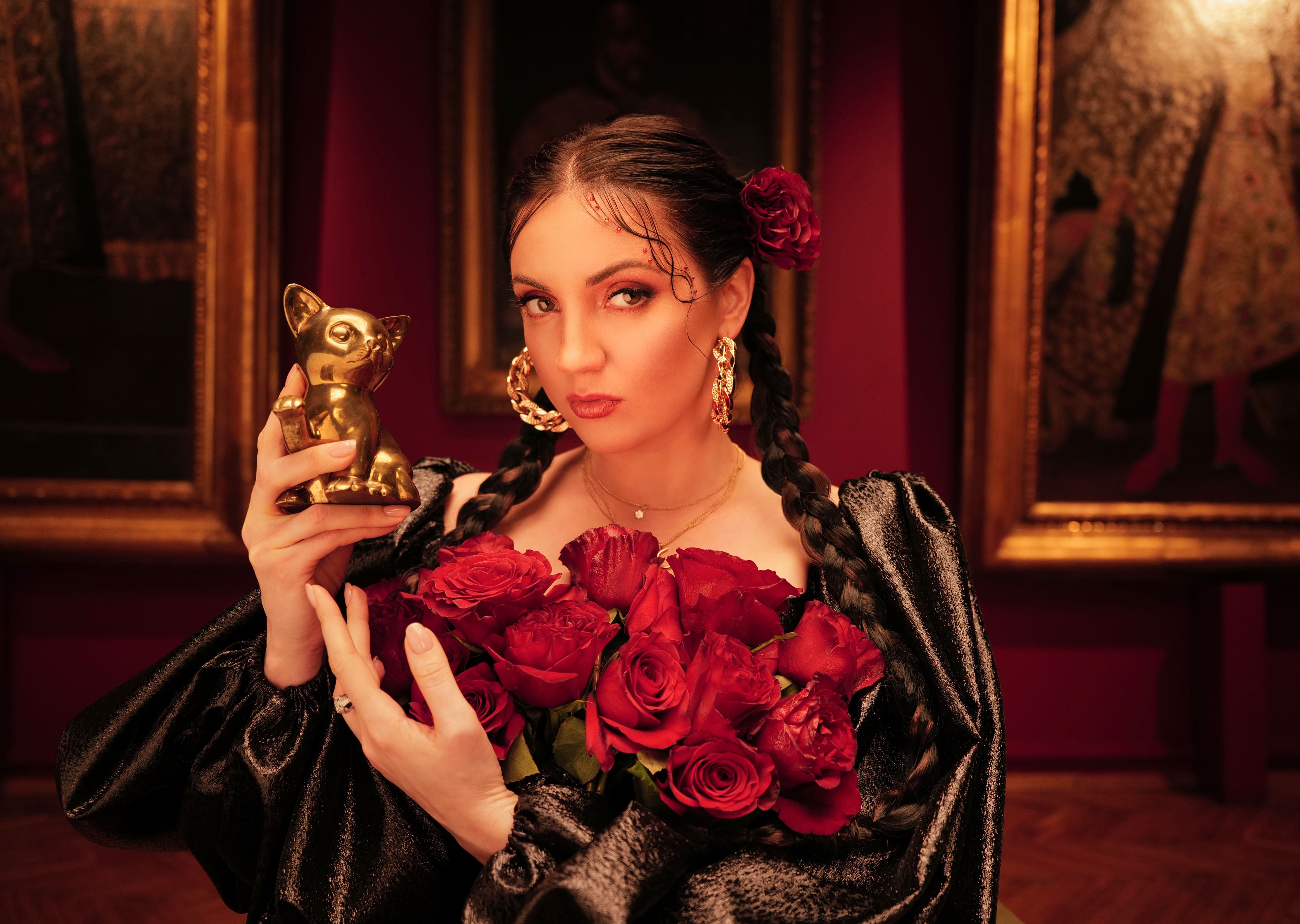 Оля Цибульская высмеяла инфоциган в своем новом клипе Prosecco: "Мне тоже предлагали марафон" Оля Цибульская высмеяла инфоциган в своем новом клипе Prosecco: "Мне тоже предлагали марафон"