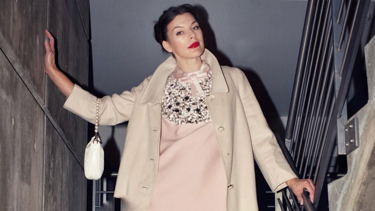 Прячет живот за платьями: голливудская звезда Мила Йовович в четвертый раз беременна, – СМИ Прячет живот за платьями: голливудская звезда Мила Йовович в четвертый раз беременна, – СМИ