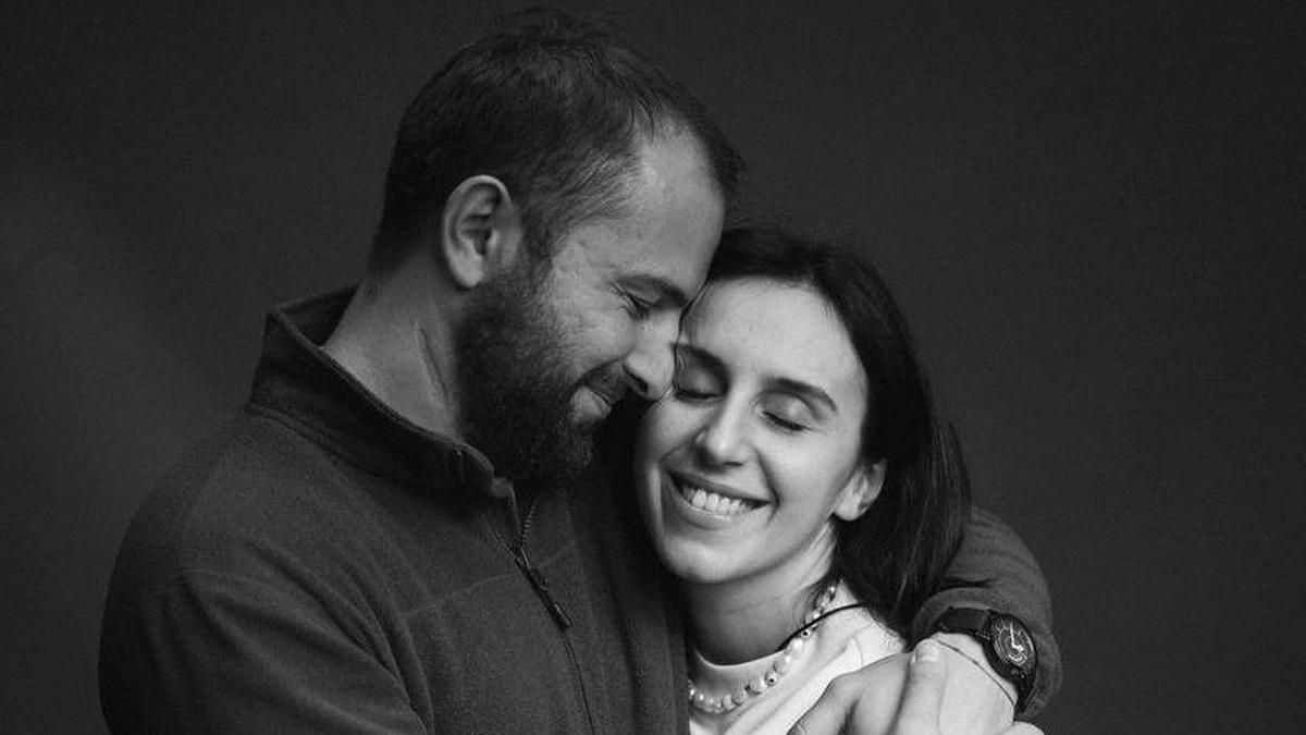 Тремтів з квітами, – Джамала вперше розповіла, як коханий освідчувався їй на ратуші у Львові - Showbiz Тремтів з квітами, – Джамала вперше розповіла, як коханий освідчувався їй на ратуші у Львові - Showbiz