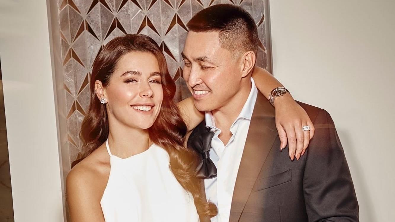 Іванна Онуфрійчук з чоловіком святкує річницю весілля: зірка показала романтичні сімейні кадри - Showbiz Іванна Онуфрійчук з чоловіком святкує річницю весілля: зірка показала романтичні сімейні кадри - Showbiz