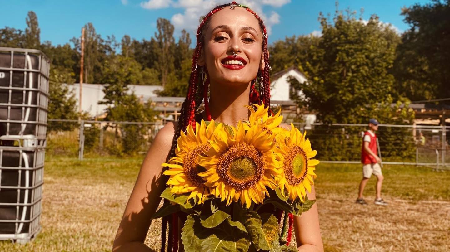 Поліція відкрила провадження через підробну довідку Alina Pash - Showbiz Поліція відкрила провадження через підробну довідку Alina Pash - Showbiz