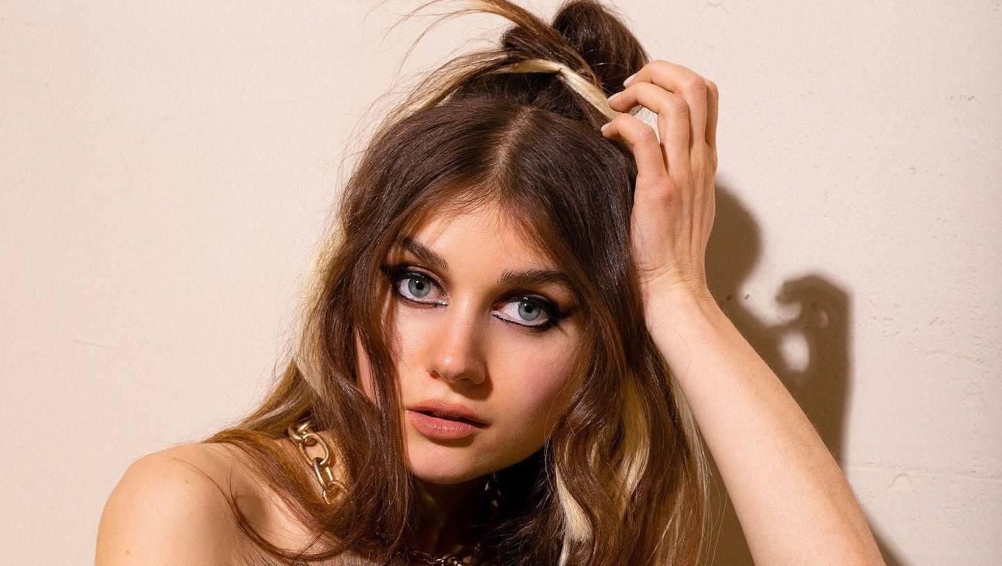 Jerry Heil, из Василькова, где был обстрел аэродрома, обратилась к россиянам Jerry Heil, из Василькова, где был обстрел аэродрома, обратилась к россиянам