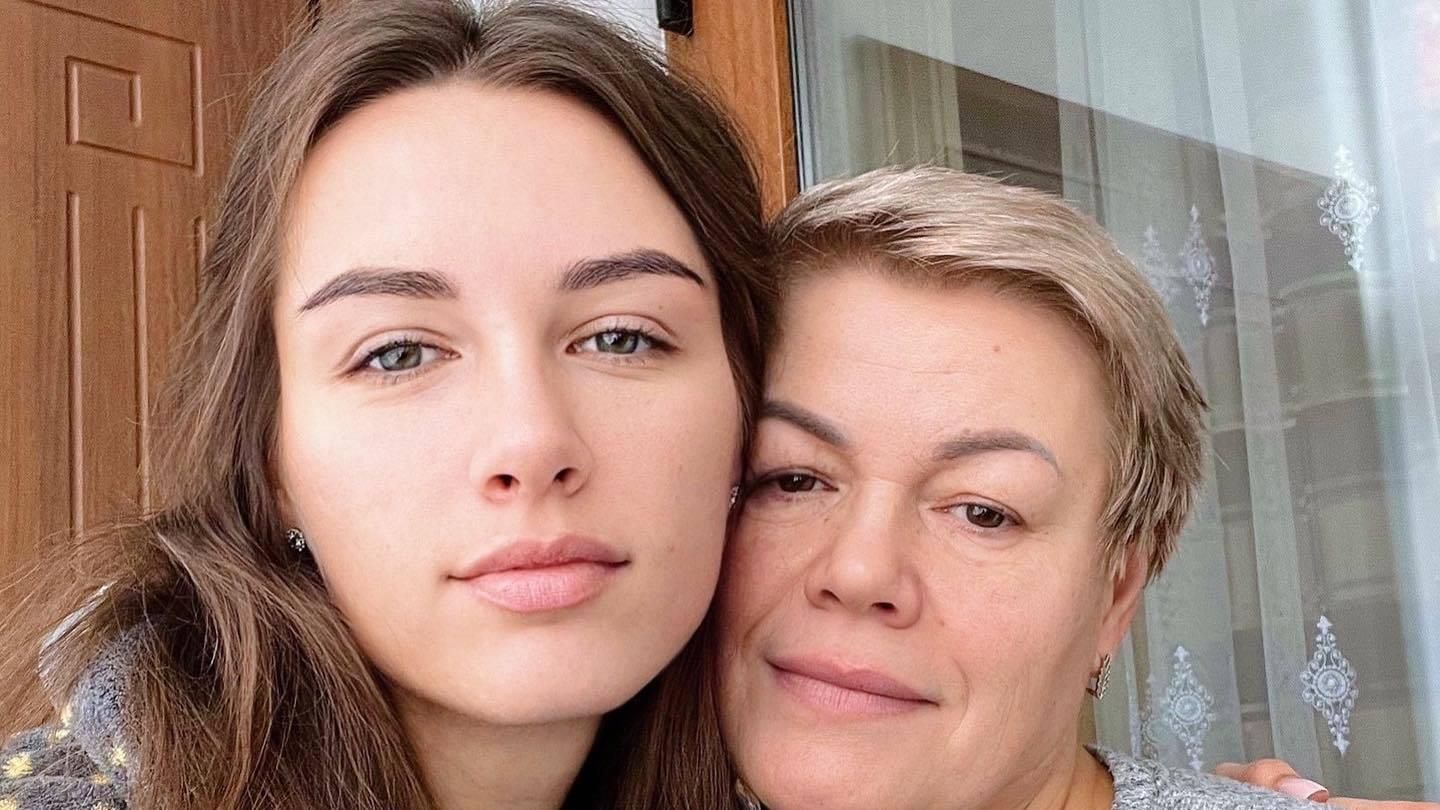 Вирвались з того пекла, – сім'я Решетників переїхала на Західну Україну - Showbiz Вирвались з того пекла, – сім'я Решетників переїхала на Західну Україну - Showbiz