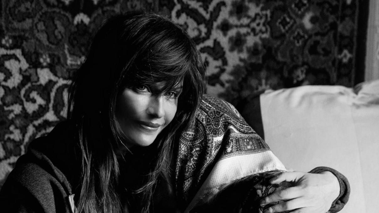 "У мене розривається серце": супермодель Гелена Крістенсен висловила підтримку Україні - Showbiz "У мене розривається серце": супермодель Гелена Крістенсен висловила підтримку Україні - Showbiz