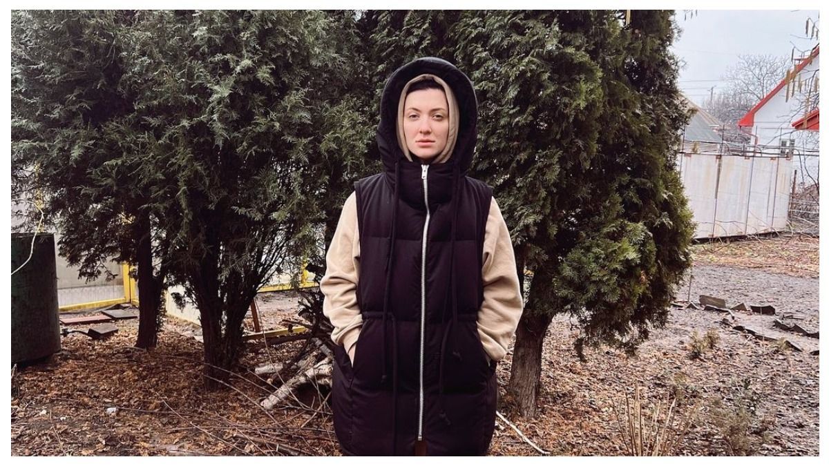 Снаряд посеред дитмайданчика: Сніжана Бабкіна поділилась моторошними фото після обстрілу Харкова - Showbiz Снаряд посеред дитмайданчика: Сніжана Бабкіна поділилась моторошними фото після обстрілу Харкова - Showbiz