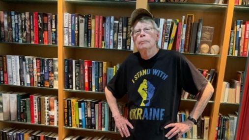 Стивен Кинг публично поддержал Украину: мощное фото