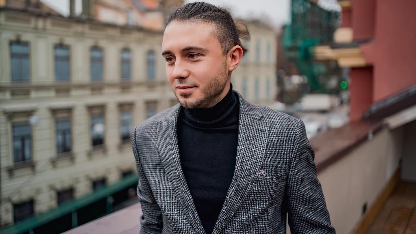 Лидер "Антител" признался, с кем из россиян общался в последний раз: "Написал, что он – мр*зь" - Showbiz Лидер "Антител" признался, с кем из россиян общался в последний раз: "Написал, что он – мр*зь" - Showbiz