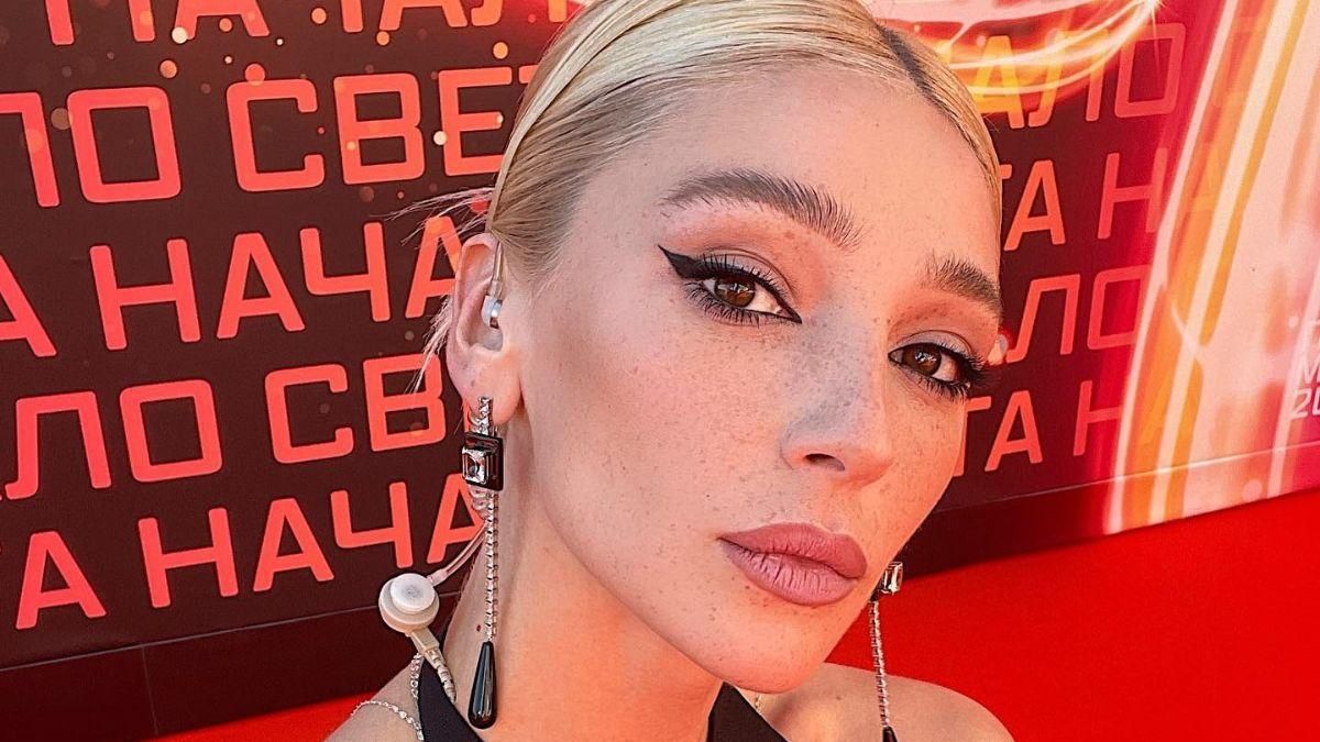 Позиция Насти Ивлеевой: призывает остановить войну, но не называет Россию агрессором - Showbiz Позиция Насти Ивлеевой: призывает остановить войну, но не называет Россию агрессором - Showbiz