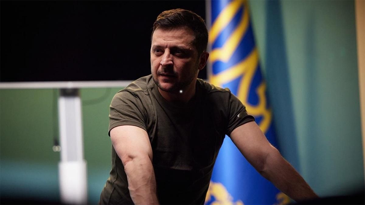 Зеленський обійшов Каньє Веста в інстаграмі: скільки мільйонів підписані на президента України - Showbiz Зеленський обійшов Каньє Веста в інстаграмі: скільки мільйонів підписані на президента України - Showbiz